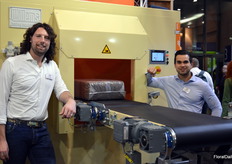 Willems baling equipment, Vincent Wouters and Thom Carels